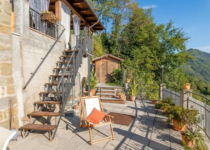 Il Belvedere Sulla Valle House * Pescia